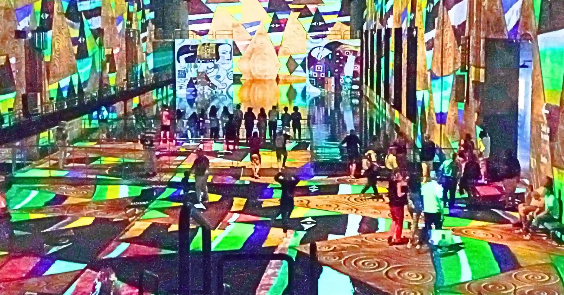 Arte Inmersivo. Les Bassins des Lumières, Burdeos.