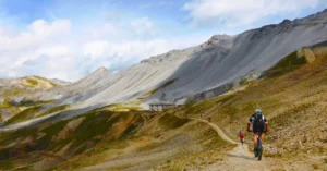 Aventura Ruta Mountain Bike en el Parque Nacional del Stelvio. Italia