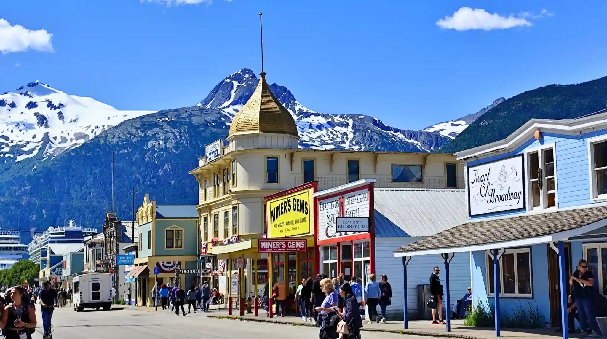 Broadway Centro Histórico de Skagway, Alaska Broadway Centro Histórico de Skagway, Alaska