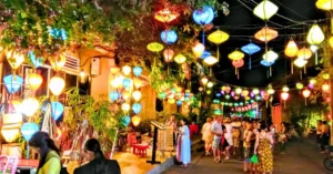 Calle de Farolillos. Hoai An. Vietnam.