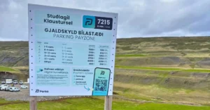 Cartel Informativo en el Cañón de Studlagil, Islandia.