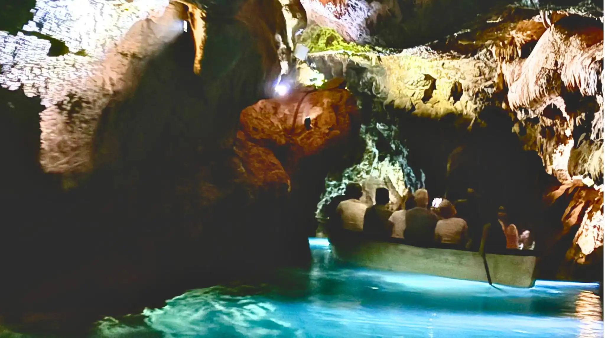 Cuevas de San José. Coves de Sant Josep, Vall de Uxó, Castellón.