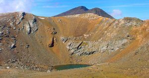 Desde el Pico Mulhacén. Laguna de La Caldera y Pico Veleta. Sierra Nevada. Granada.