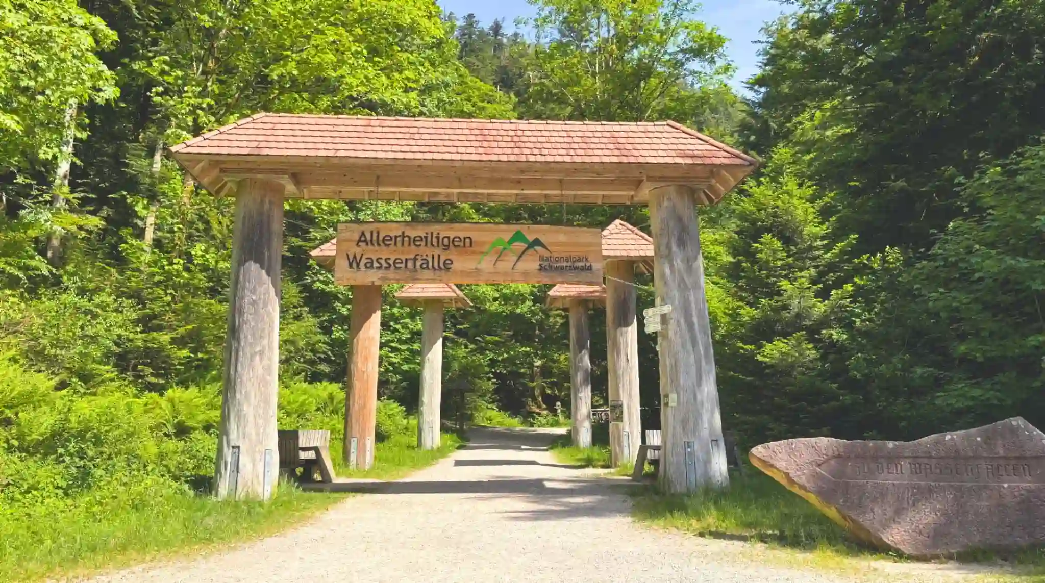 Entrada a las Cascadas de Allerheiligen Wasserfälle, Selva Negra. Alemania.