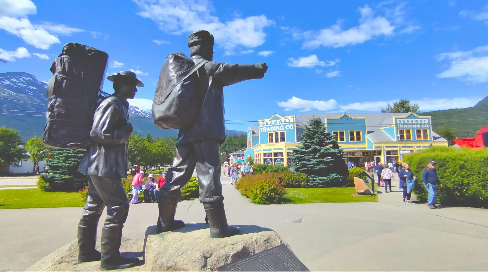 Estatua Buscadores de Oro, Skagway. Alaska Estatua Buscadores de Oro, Skagway. Alaska