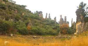 Formaciones Geológicas de los Frailes- Barranco del Reato. Guadalajara.