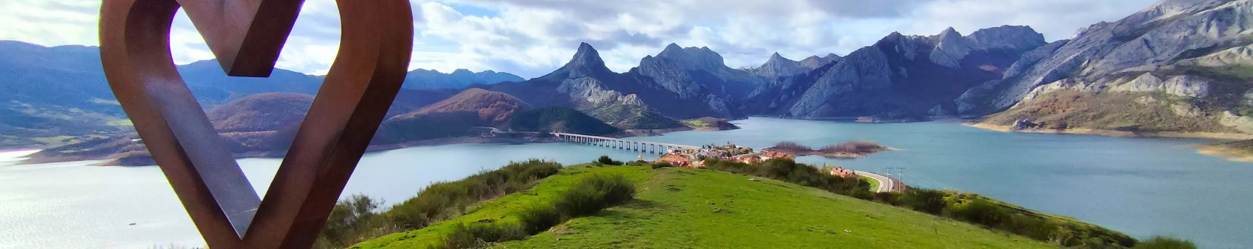 Mirador del Alto Valcayo y Columpio Gigante de Riaño