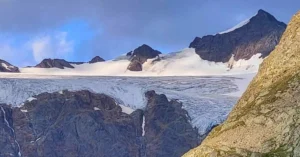 Montañas y Glaciares del Parque Nacional del Stelvio. Italia
