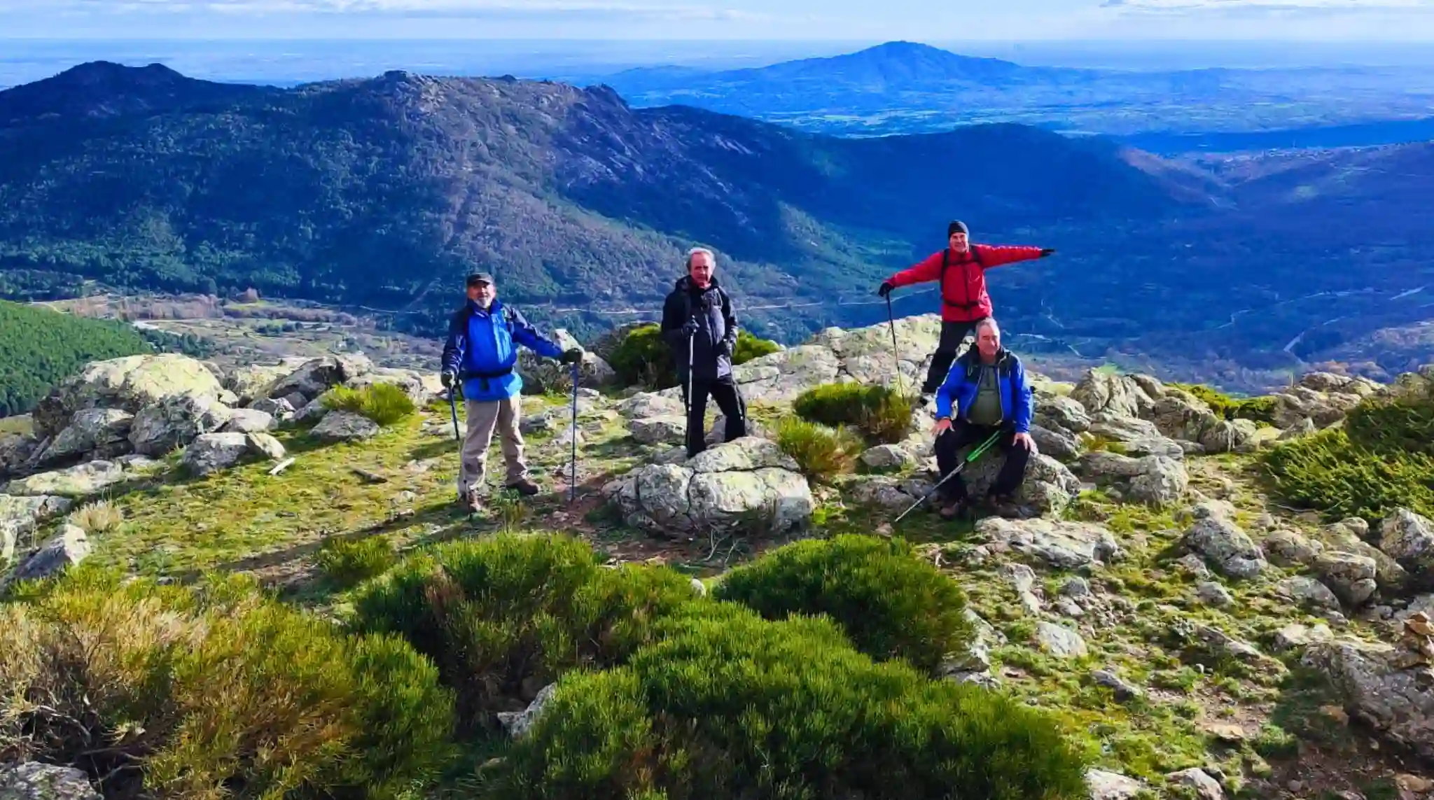 Montañeros y Panorámicas de la sierra de Guadarrama Montañeros y Panorámicas de la sierra de Guadarrama