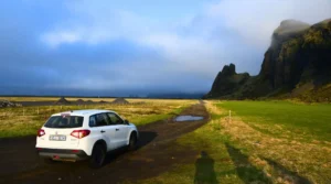 PISTA-DE-LA-CUEVA-DE-YODA-ISLANDIA.