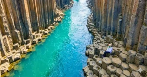 Panorámica y Columnas del Cañón de Studlagil, Islandia.