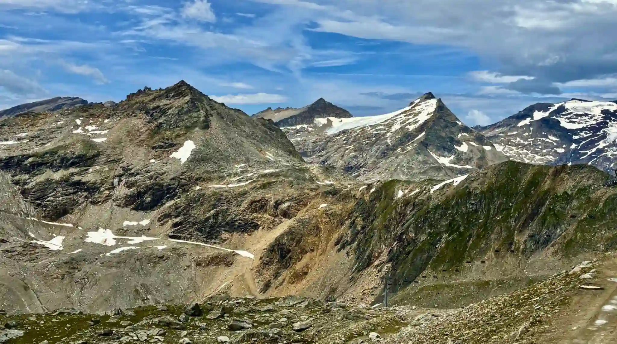 Panorámicas de las Montañas del Valle de Mölltar, Austria.