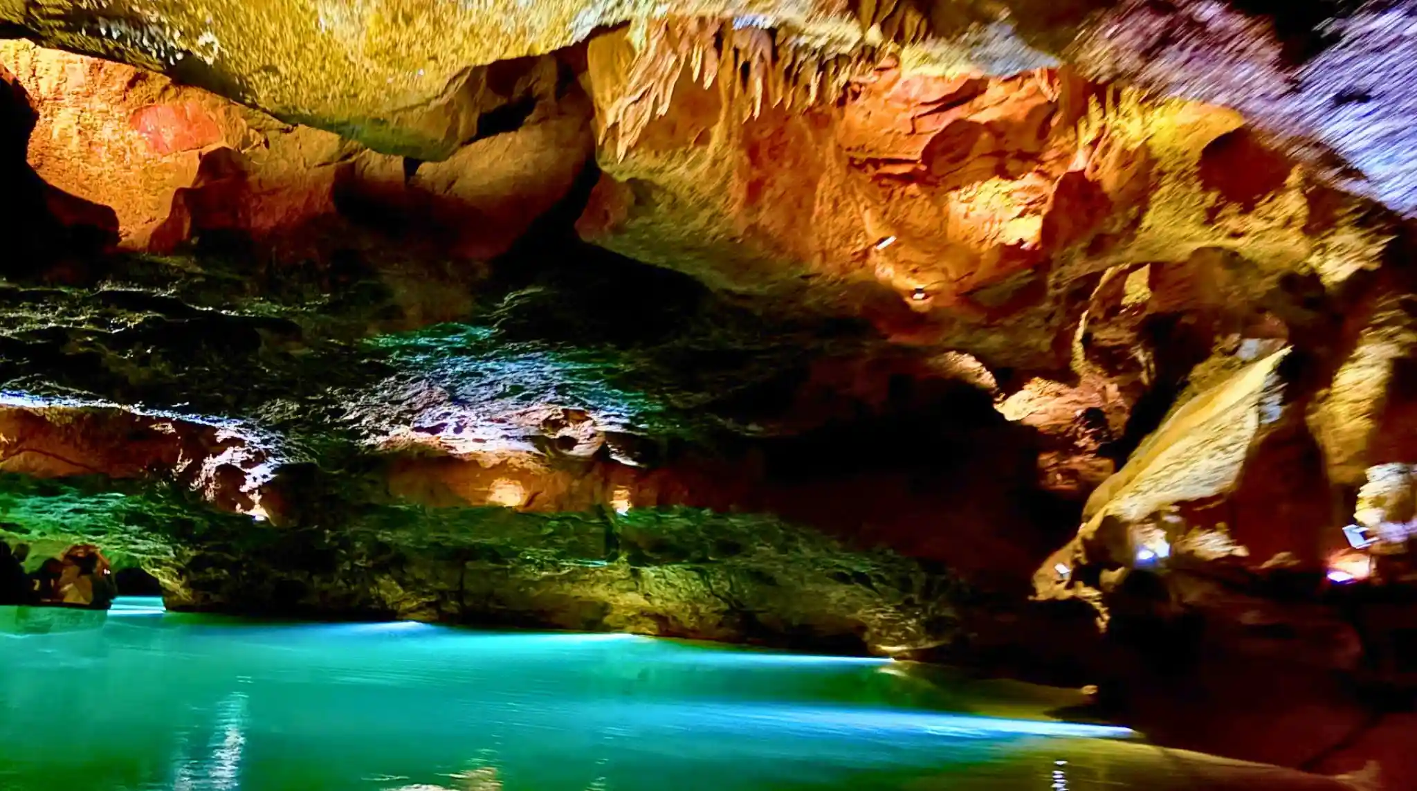 Pasaje de las Cuevas de San José. Les Coves de Sant Josep, Vall de Uxó, Castellón.
