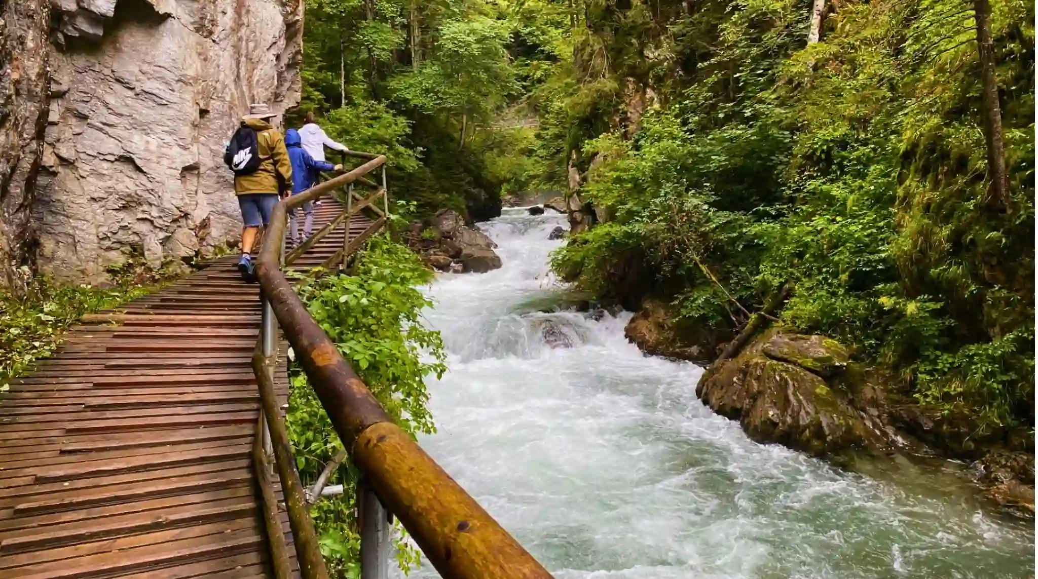 Pasarelas de la Garganta Groppensteinchlucht, Flattach. Austria. Pasarelas de la Garganta Groppensteinchlucht, Flattach. Austria.