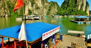 Pueblos Flotantes de la Bahía de Ha Long. Vietnam.