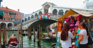 Puente de Rialto, Venecia. Italia.