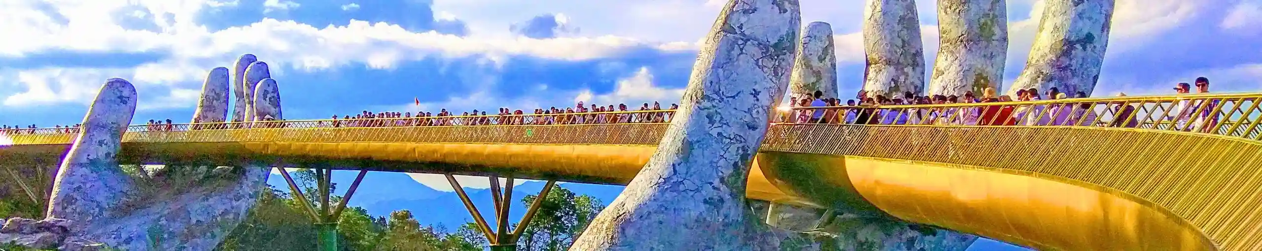 Puente de las Manos. Ba Na Hills, Vietnam.