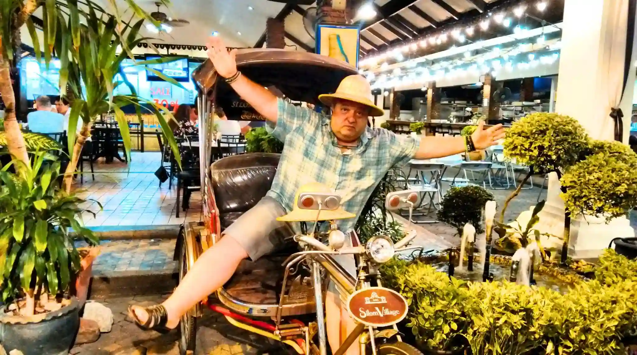 Tuk Tuk. Calle Khao San Road, Bangkok. Tailandia