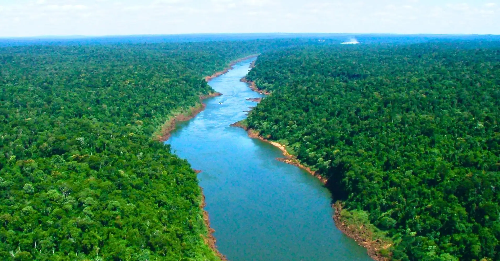 Acercamiento Cataratas de Iguazú en Helicóptero.