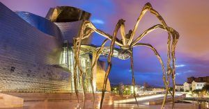 Araña Museo Guggenheim. Bilbao, Viaje Road Trip País Vasco en Autocaravana.