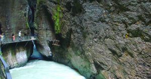 Areschlucht Desfiladero del Río Aares. Meiringen, Suiza.