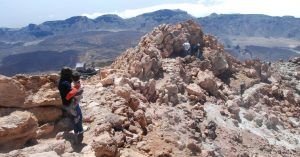 Bajada del la Cumbre del Volcán del Teide. Parque Nacional de las Cañadas del Teide. Tenerife. Islas Canarias.
