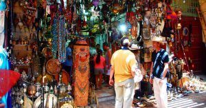 Bazar en Medina de Marrakech, Marruecos.