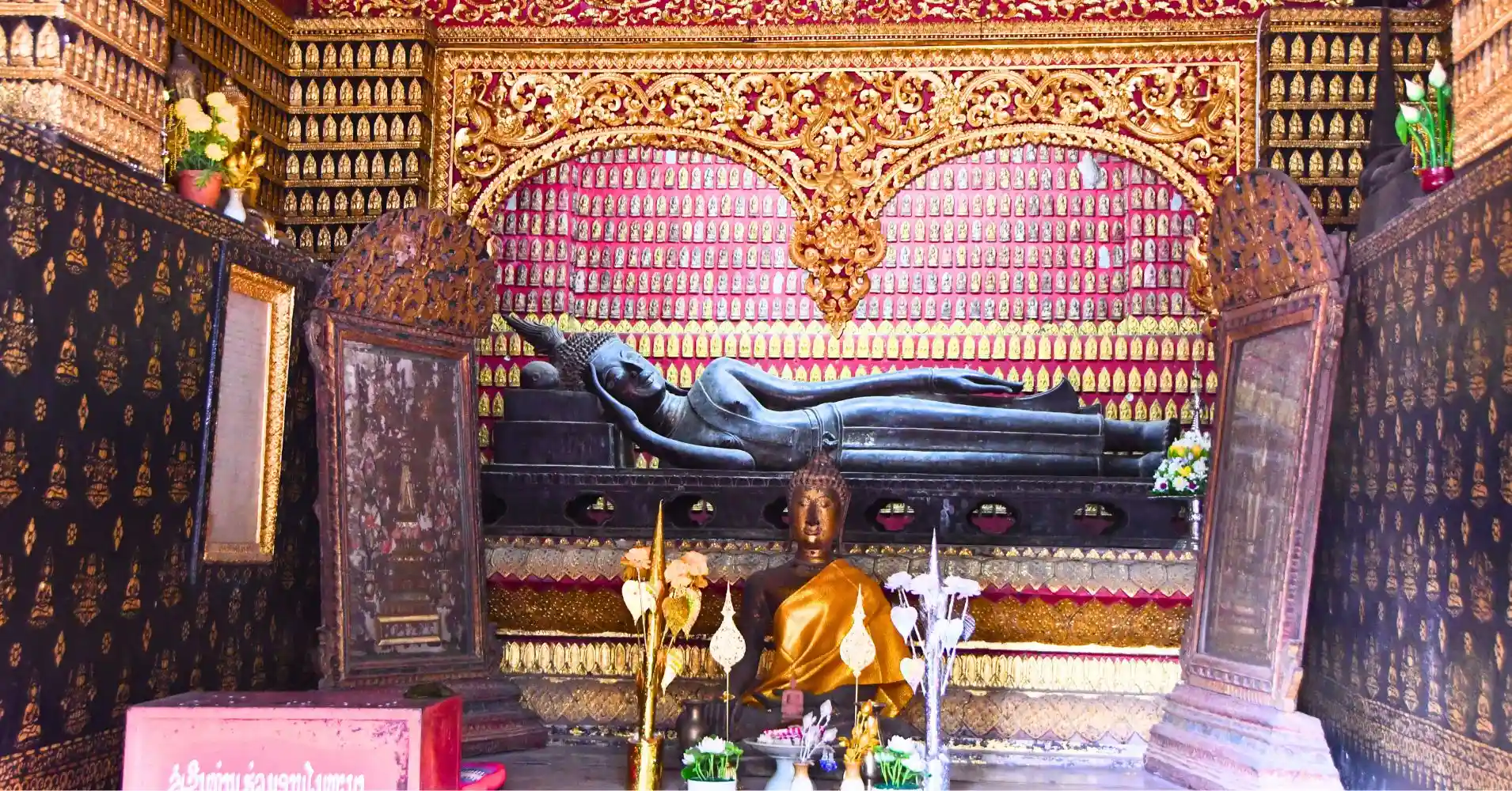 Buda del Interior del Templo Wat Xieng Thong. Luang Prabang.