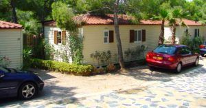 Bungalow del Camping Playa Barà Resort Spa. Rodá de Barà. Tarragona. Cataluña.