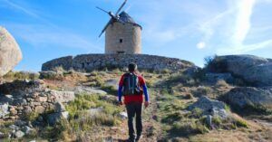 Camino del Molino y Cumbre de Cerro del Águila. Ventas con Peña Aguilera. Montes de Toledo.