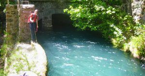 Canal del Cinca por el PR HU 137 Bielsa Tella. Huesca, Aragón.