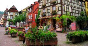 Casas Típicas de Kaysersberg. Alsacia. Alto Rin. Gran Este. Francia.