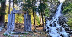Cascada Gartlwasserfall. Heiligenblut am Grosglockner. Carintia, Austria.