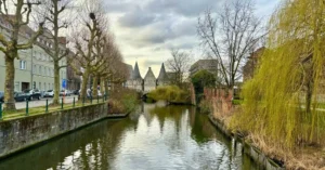 Crucero por los Canales de Gante. Puerta de Rabot. Bélgica.