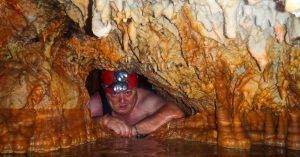 Cueva de las Excéntricas. Igualeja, Málaga. Andalucía.