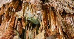 Cueva de Valporquero. León. Castilla y León.