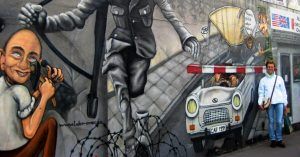 East Side Gallery. Berlín en Alemania.