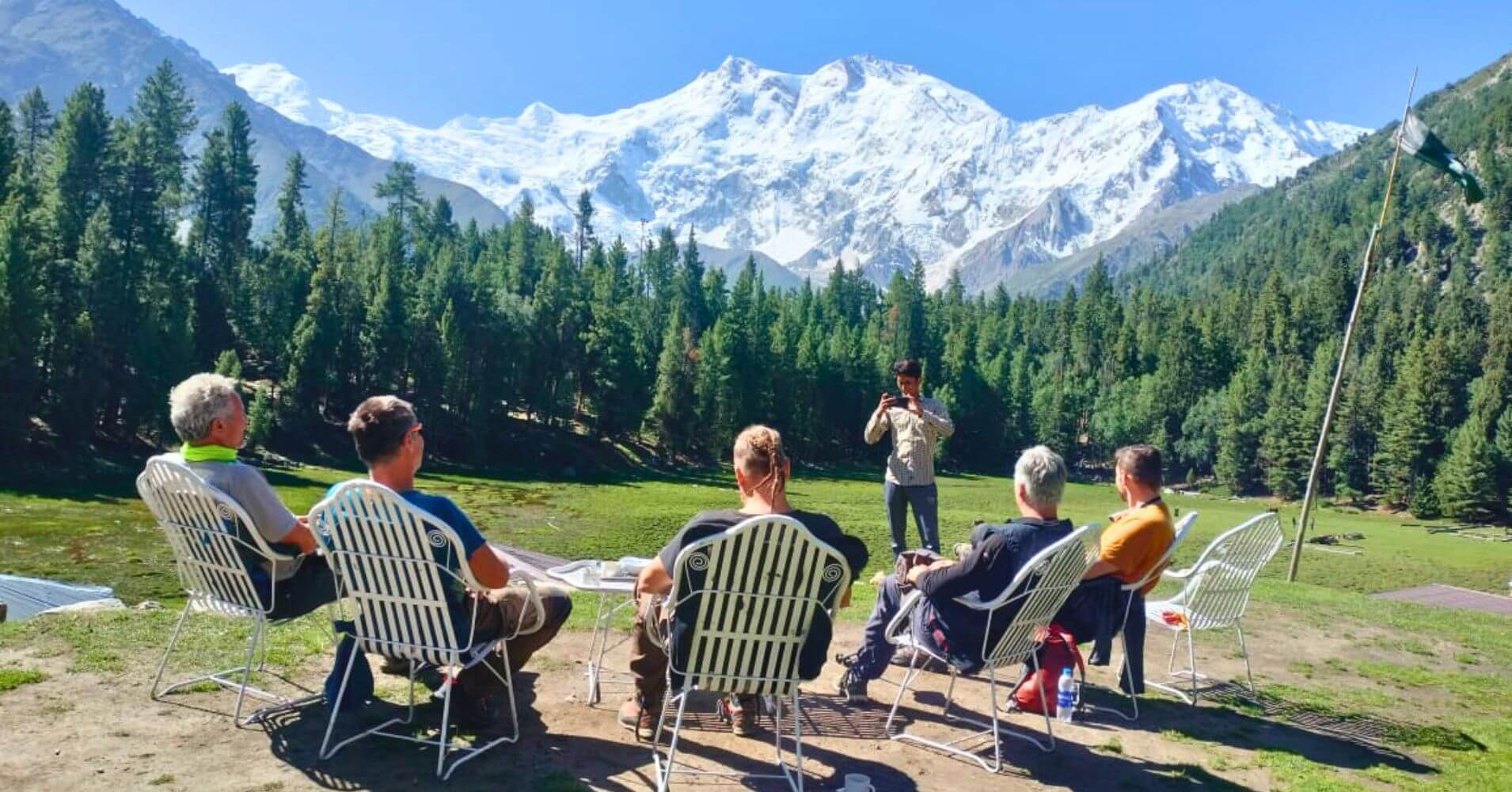 El Campamento Base de Fairy Meadow, Nanga Parbat. Pakistán.