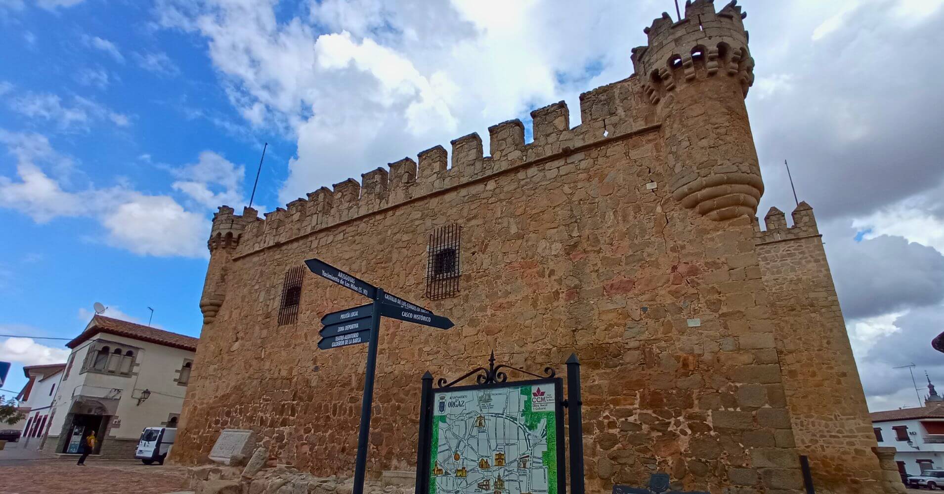 El Castillo de Orgaz. Toledo. El Castillo de Orgaz. Toledo.