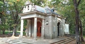 Ermita de la Virgen de Gracia. Bosque de La Herrería. El Escorial, Madrid.
