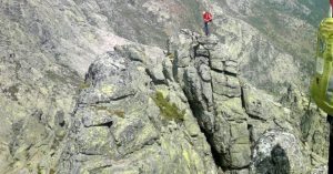 Escalando en los Galayos. Sierra de Gredos. Ávila, Castilla y León.
