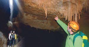 Espeleo Turismo Cueva Palomera. Complejo Kárstico de Ojo Guareña. Las Merindades, Burgos. Castilla y León.