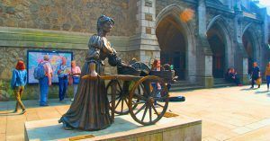 Estatua de Molly Malone. Dublín, Irlanda.