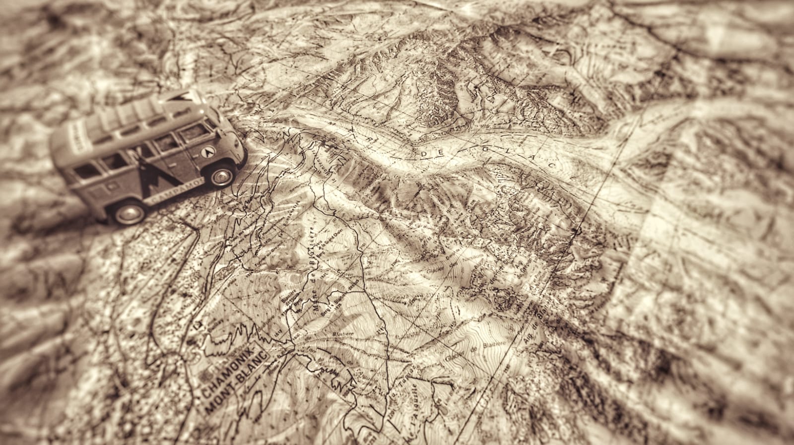 Explorando Mundo. Viajes Inmersivos.