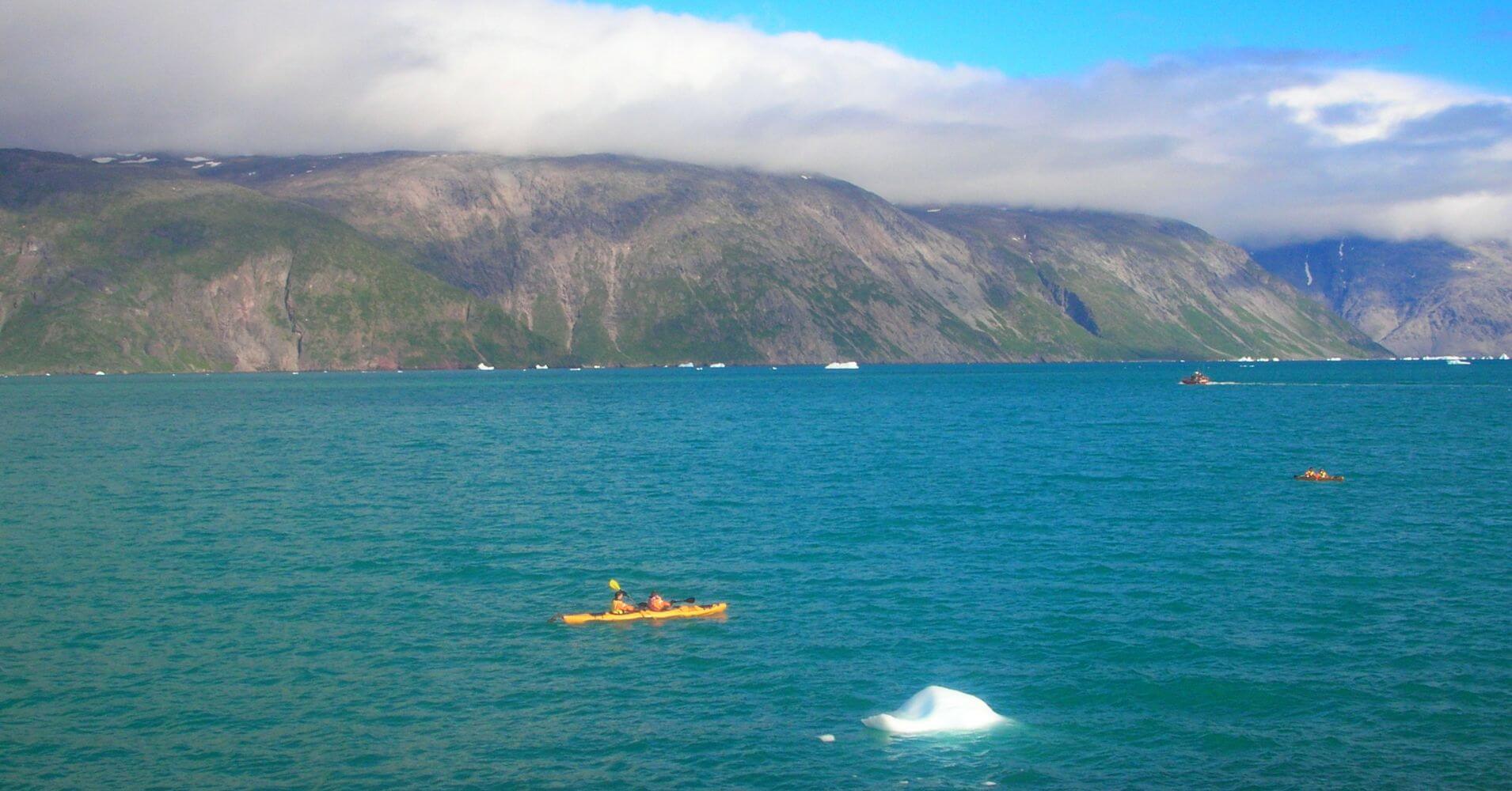 Fiordo de Groenlandia en Kayak. Dinamarca.