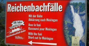 Funicular Cascadas Reichenbach Falls. Reichenbachfalle, Valle Haslital. Meiringer, Suiza.