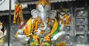 Ganesha, Templo de Plata. Wat Sri Suphan. Chiang Mai. Tailandia.
