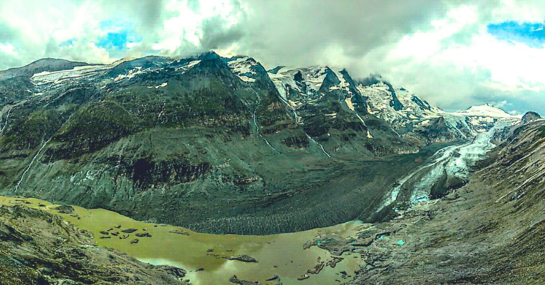 Glaciar Pasterzen, Parque Nacional Hohe Tauern, Austria. Glaciar Pasterzen, Parque Nacional Hohe Tauern, Austria.