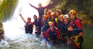 Grupo en la Sima del Diablo. Júzcar. Serranía de Ronda. Málaga. Andalucía.