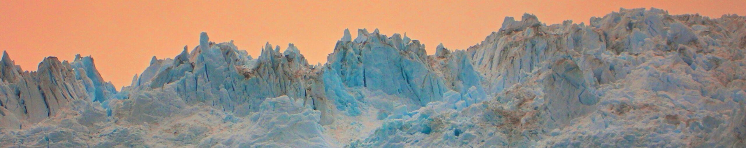 Hielos y Serac del Glaciar de Qaleraliq. Groenlandia.